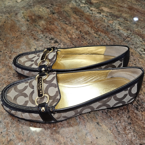 Coach Women's Brown monogram C logo Skip On Loafers Size 8.5 - Picture 5 of 12